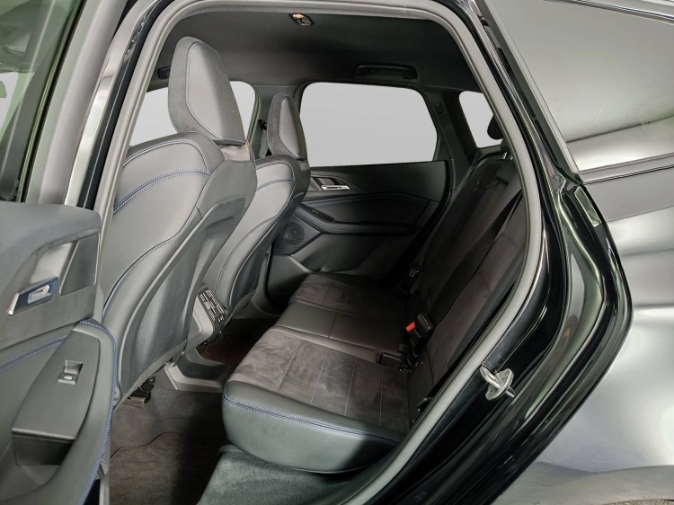 9 - BMW Serie 2 218d Active Tourer Msport auto