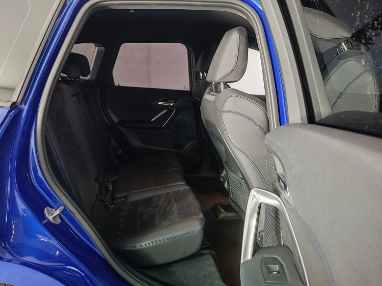 10 - BMW X1 X1 sdrive18d MSport Edition Signature auto