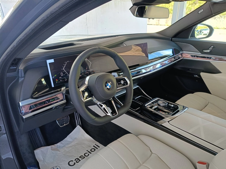 7 - BMW Serie 7 BMW 740d xDrive
