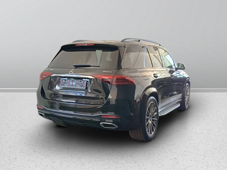 4 - Mercedes-Benz GLE 300 d 4MATIC
