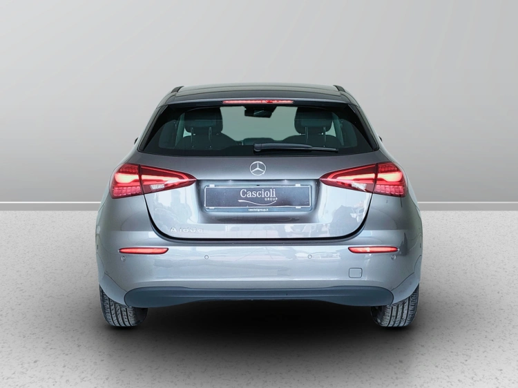 4 - Mercedes-Benz Classe A 180 d Advanced auto