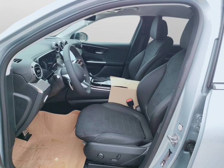 13 - Mercedes-Benz GLC 220 d 4MATIC