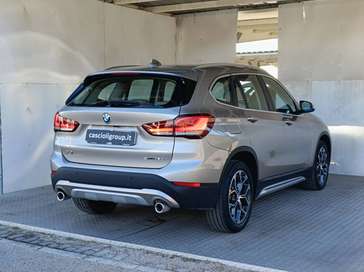 4 - BMW X1 X1 sdrive18d xLine Plus auto