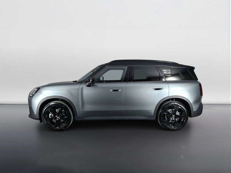 6 - MINI Countryman Mini Countryman 1.5 48V C Classic auto