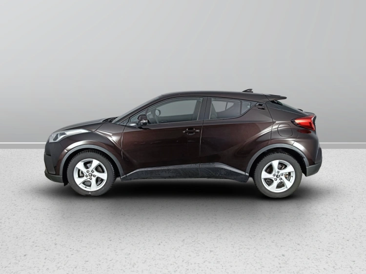 3 - Toyota C-HR C-HR 1.8h Active 2wd e-cvt