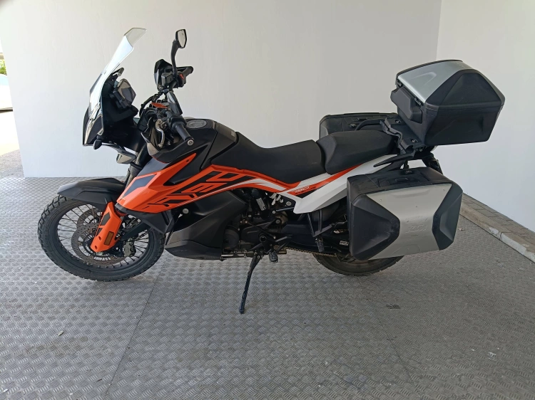 4 - Ktm Adventure 790 Adventure