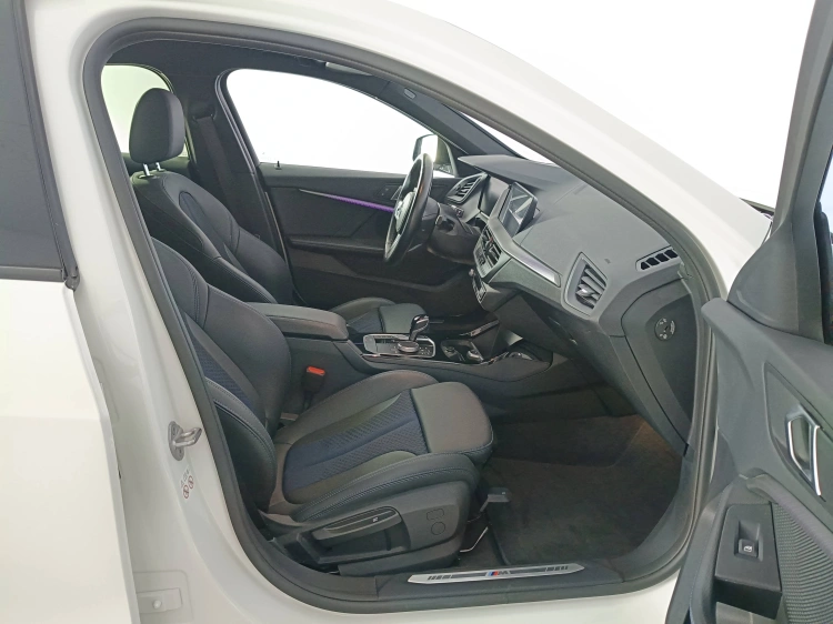 12 - BMW Serie 1 118i Msport 136cv auto