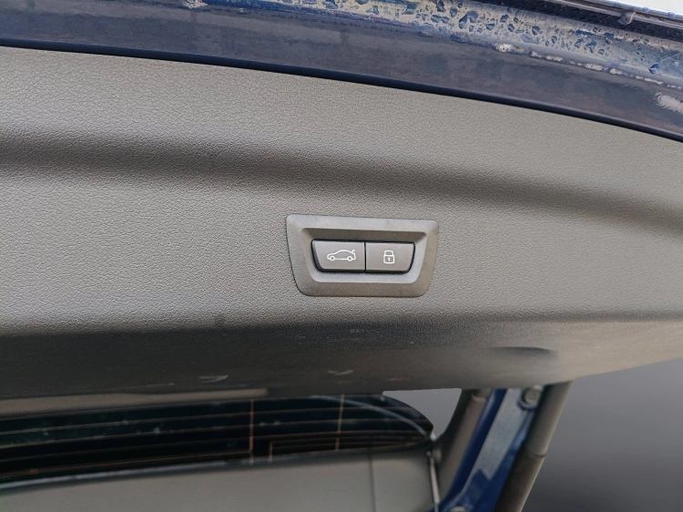 15 - BMW iX1 iX1 edrive 20 X-Line