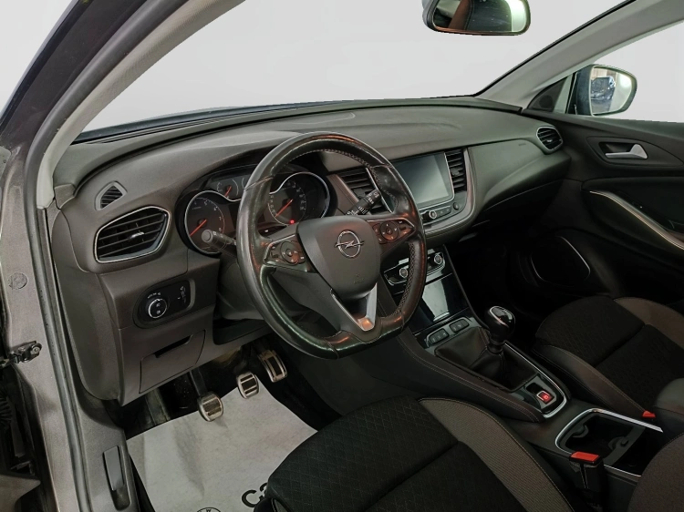 7 - Opel Grandland X 