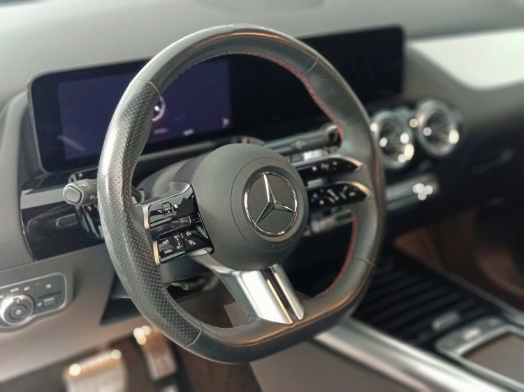 16 - Mercedes-Benz GLA 250 e phev AMG Line Advanced Plus auto