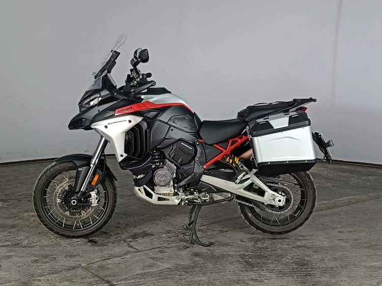 5 - Ducati Multistrada multistrada V4s Ralyye travel  radar