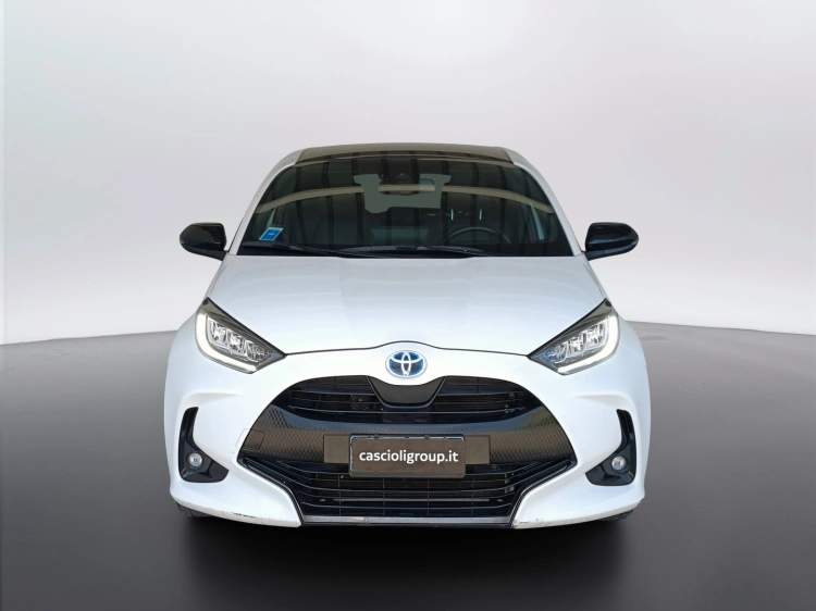 2 - Toyota Yaris Yaris 1.5h Lounge