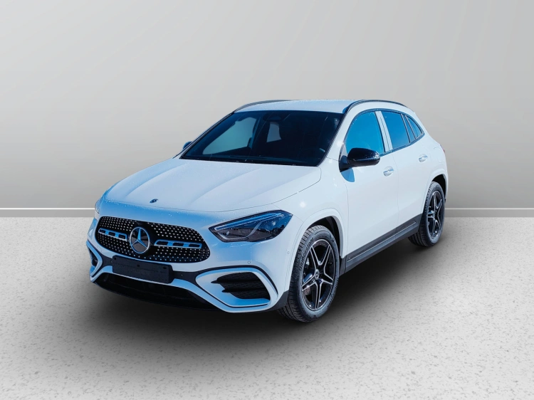 1 - Mercedes-Benz GLA 200 d automatic
