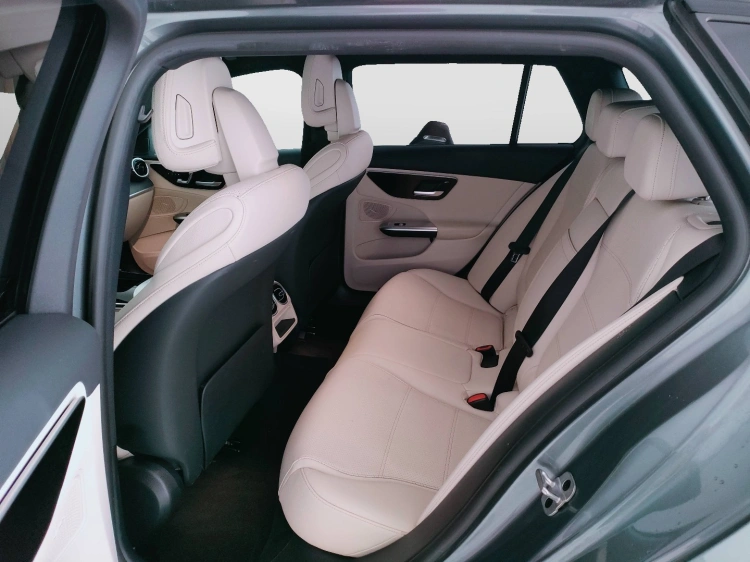 11 - Mercedes-Benz Classe C SW All-Terrain 220 d mhev Premium 4matic 197cv auto