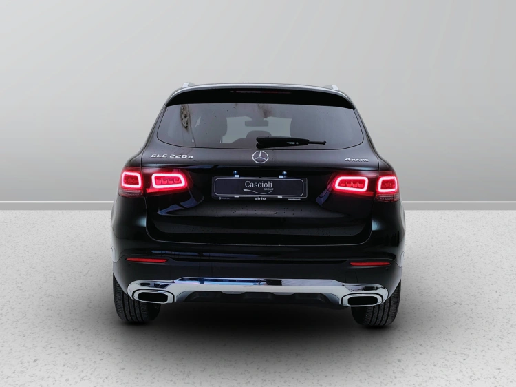 4 - Mercedes-Benz GLC 220 d Sport 4matic auto