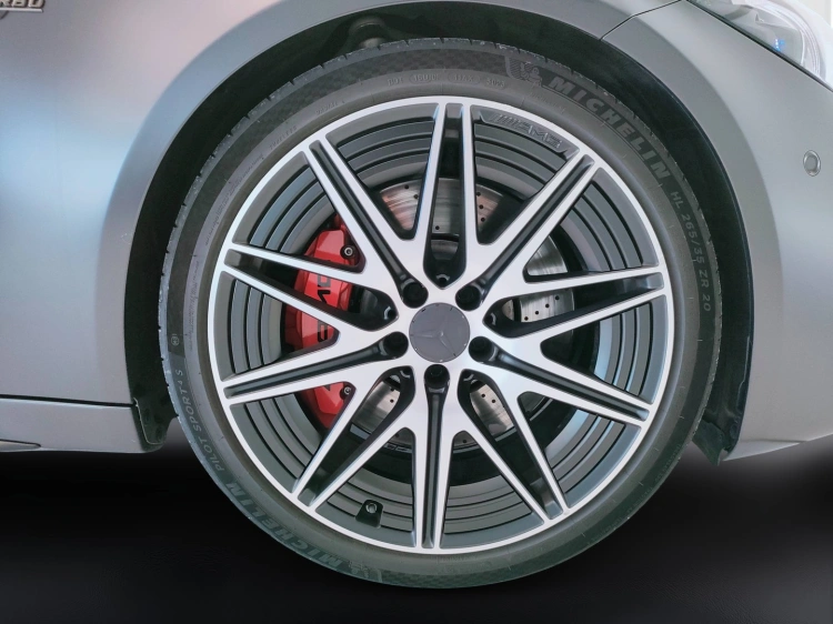 11 - Mercedes AMG Classe C Mercedes-AMG C 63 S E-Performance Station Wagon
