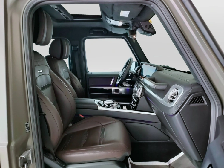 20 - Mercedes AMG Classe G Mercedes-AMG G 63