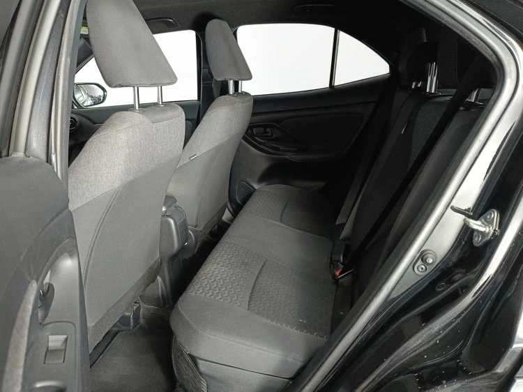 9 - Toyota Yaris Cross ANNO 2024 YARIS CROSS LOUNGE