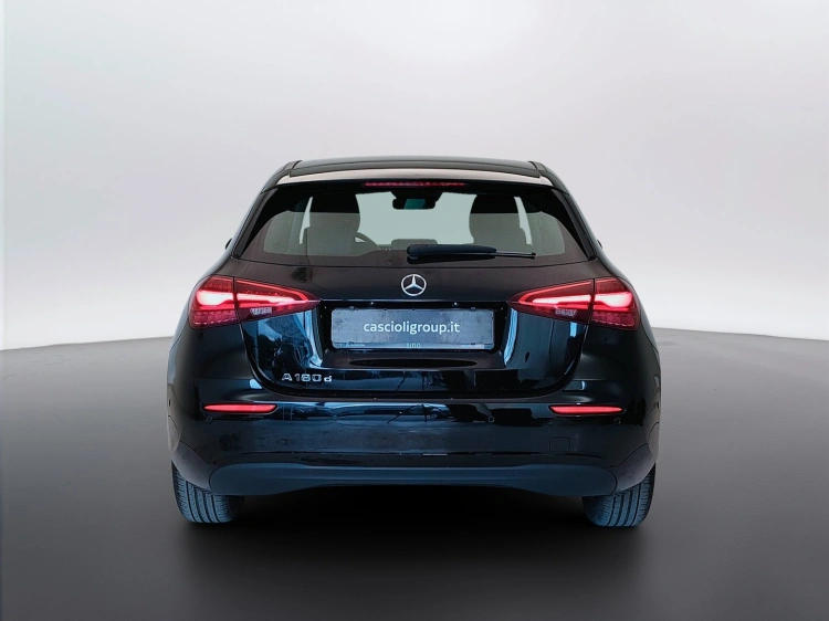 6 - Mercedes-Benz Classe A 180 d Advanced auto