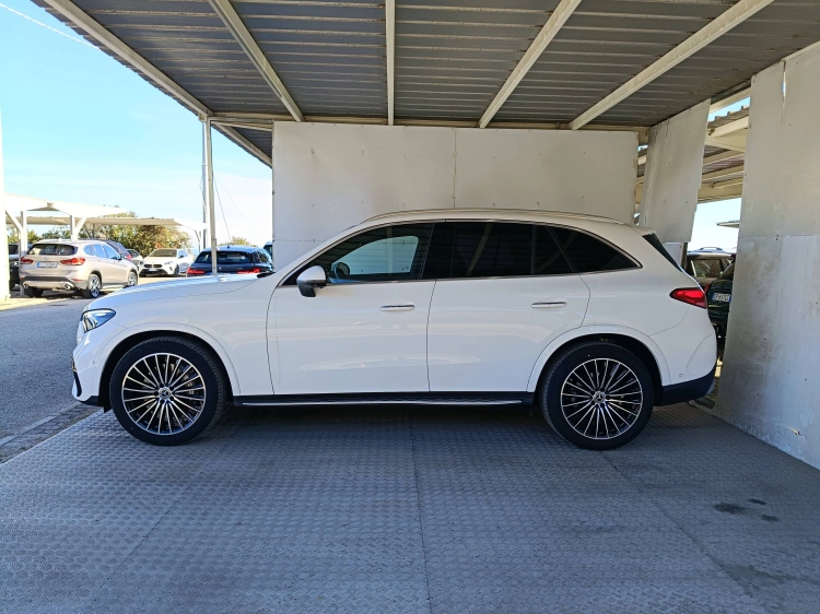 6 - Mercedes-Benz GLC 220 d AMG Premium 4matic auto