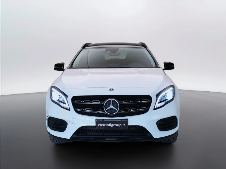 2 - Mercedes-Benz GLA 200 d Night Edition 4matic auto