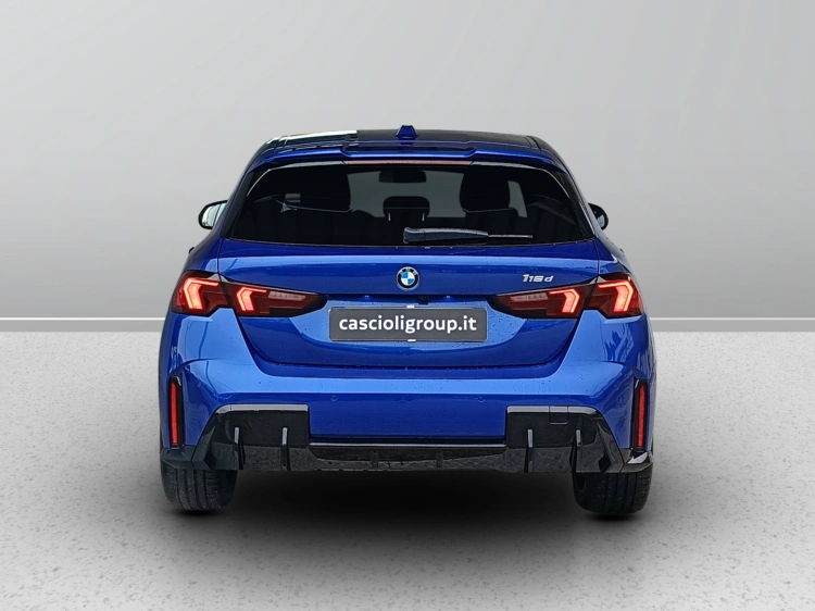 5 - BMW Serie 1 118d MSport Pro auto