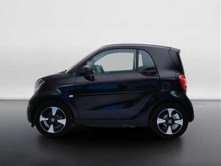 3 - smart fortwo Fortwo eq Passion 4,6kW