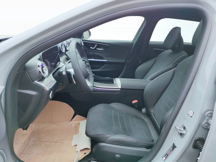 7 - Mercedes-Benz Classe C 220 d 4MATIC Station Wagon
