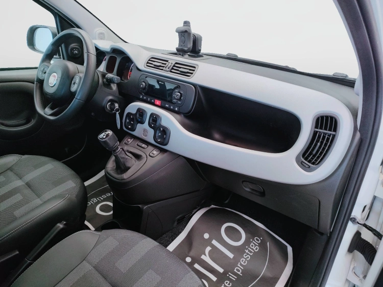 13 - Fiat Panda Panda 1.2 City Cross s&s 69cv my19
