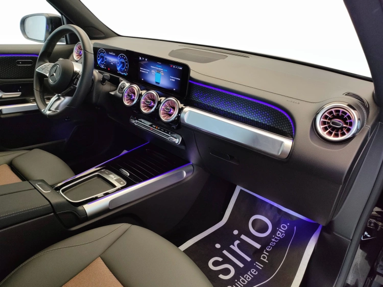 8 - Mercedes-Benz EQB 250+ Electric Art Advanced Plus 7p.ti