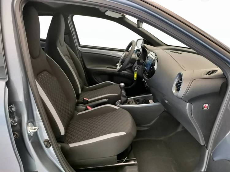 9 - Toyota Aygo X AYGO X 10B MT TREND MY24