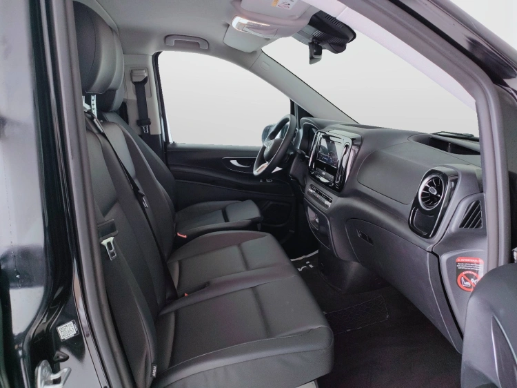 9 - Mercedes Vans Vito III 119 2024 Vito tourer 119 cdi extralong Select 9G-tronic