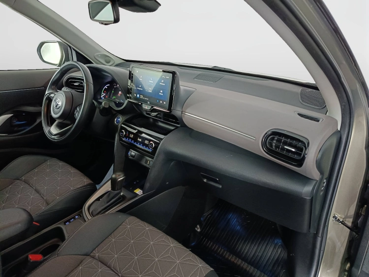 10 - Toyota Yaris Cross Yaris Cross 1.5h Lounge fwd 116cv e-cvt
