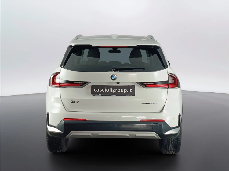 5 - BMW X1 X1 sdrive18d X-Line auto