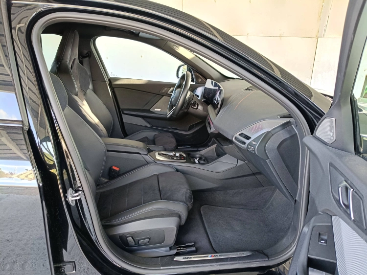 11 - BMW Serie 1 120 48V MSport Pro auto