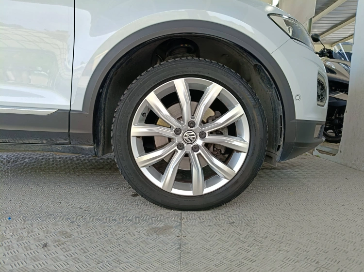 15 - Volkswagen T T-Roc 1.5 tsi Style