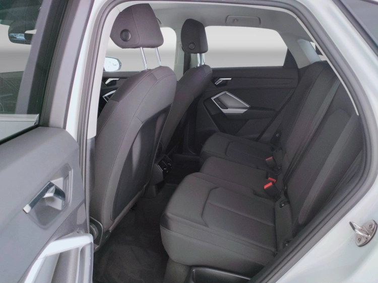 11 - Audi Q3 Q3 Sportback 35 2.0 tdi S line edition s-tronic