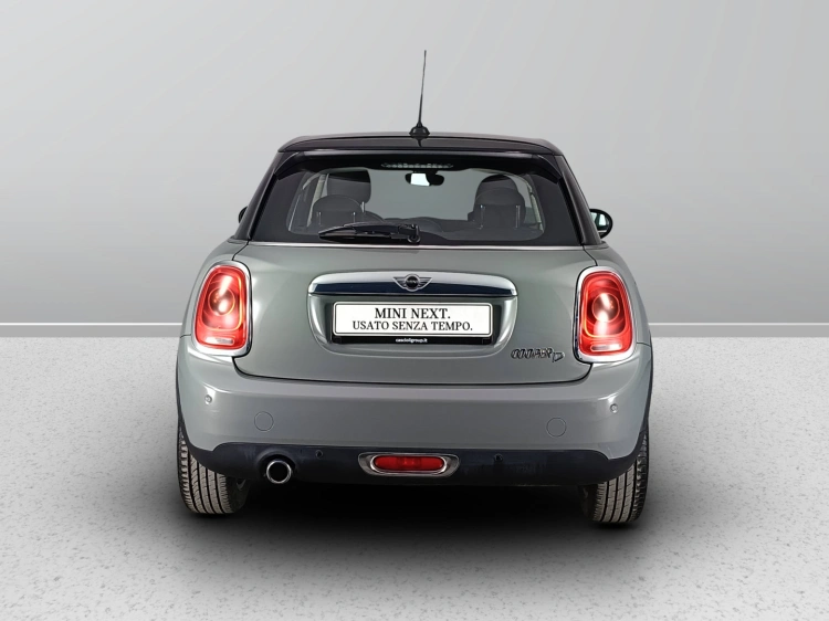 5 - MINI IV F55 Mini 1.5 Cooper D Business 5p auto