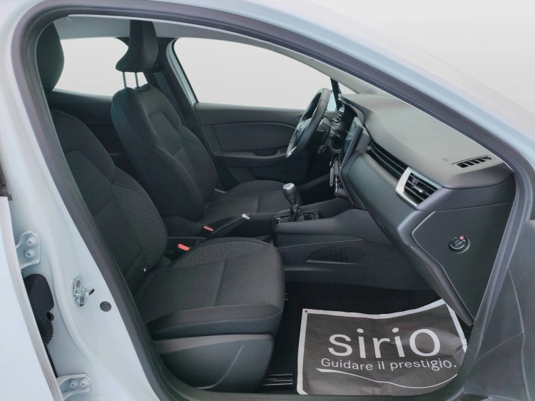 12 - Renault Clio Clio 1.5 blue dci Business 100cv