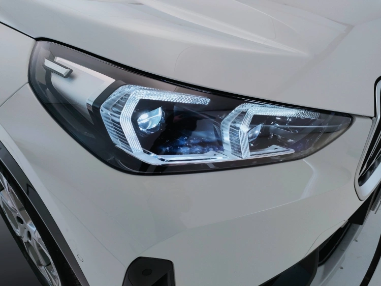 12 - BMW X1 X1 xdrive20d mhev 48V X-Line auto