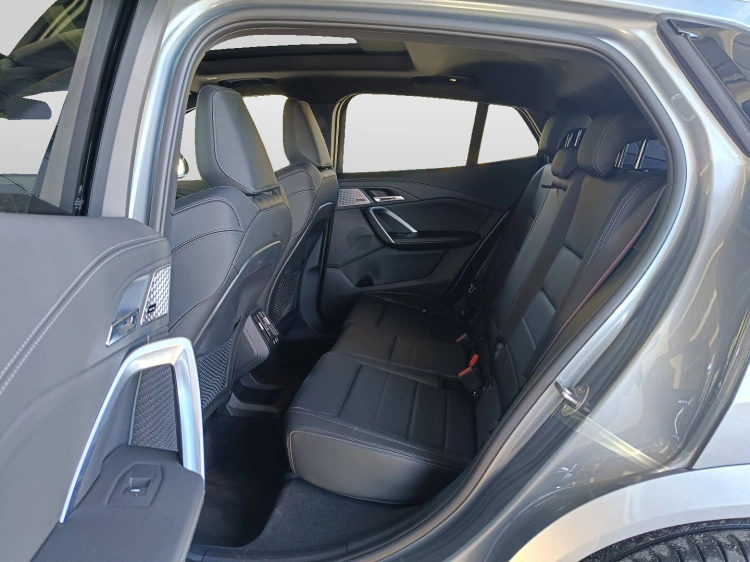 9 - BMW X2 X2 sdrive 18d MSport auto