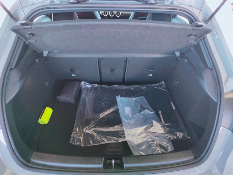 5 - Mercedes-Benz Classe A 180 d Automatic