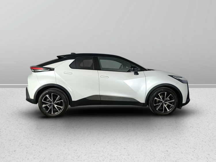 3 - Toyota C-HR C-HR 1.8 hv Trend fwd e-cvt