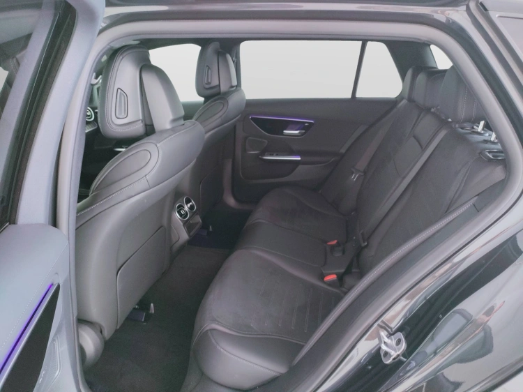 13 - Mercedes-Benz Classe C SW 300 de phev AMG Line Advanced auto