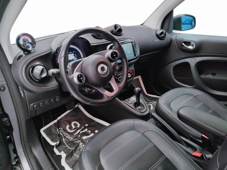 12 - smart fortwo Fortwo Cabrio eq Prime 22kW