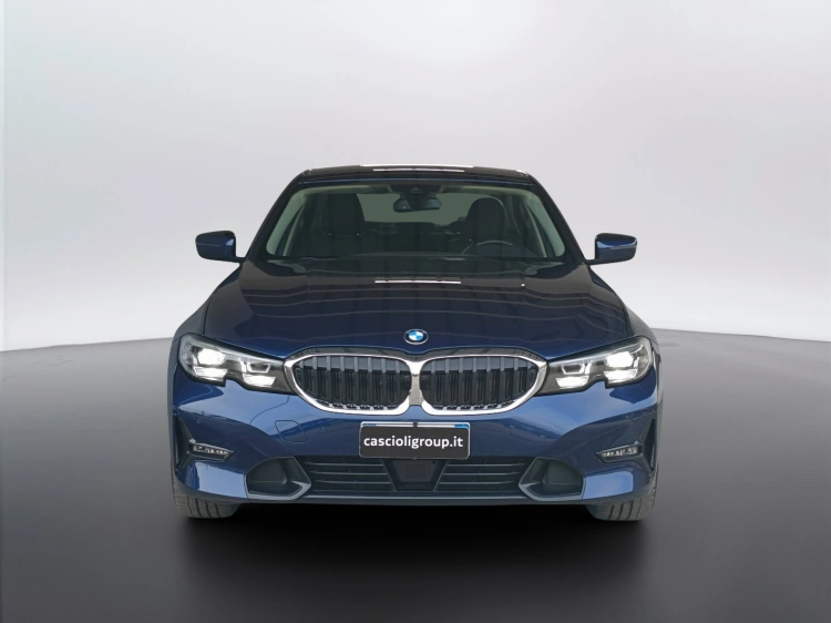 2 - BMW Serie 3 320d auto