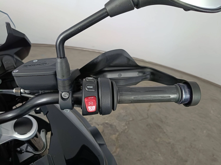9 - BMW Motorrad F 750 GS F 750 GS Triple Black Abs my21
