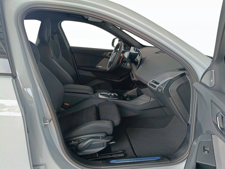 11 - BMW Serie 1 BMW M135 xDrive