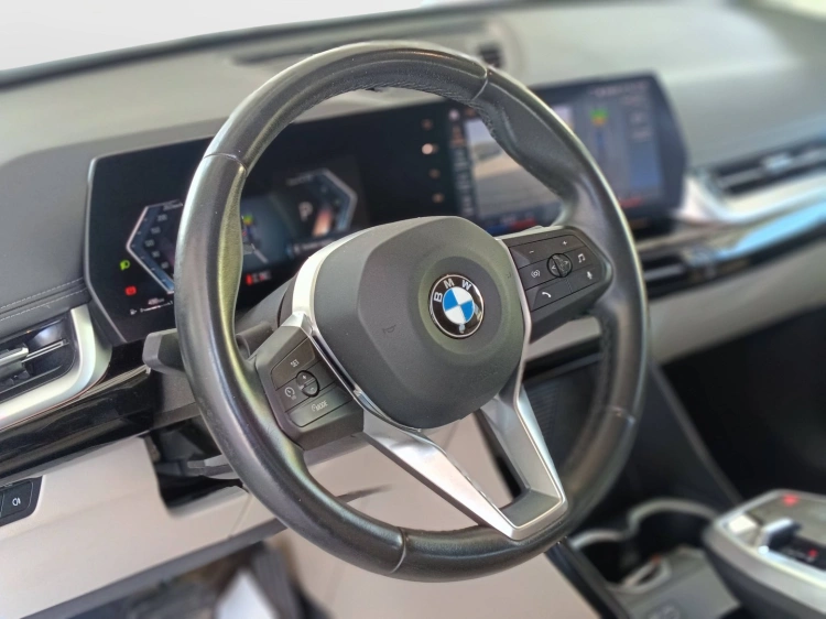 16 - BMW X1 X1 sdrive18d X-Line auto