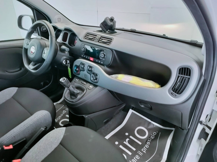 12 - Fiat Panda III 2021 Panda 1.0 firefly hybrid City Life s&s 70cv 5p.ti